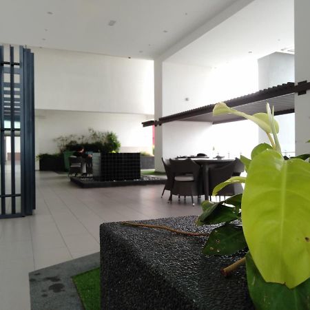 #4 Summer Studio - One South Seri Kembangan Bagian luar foto
