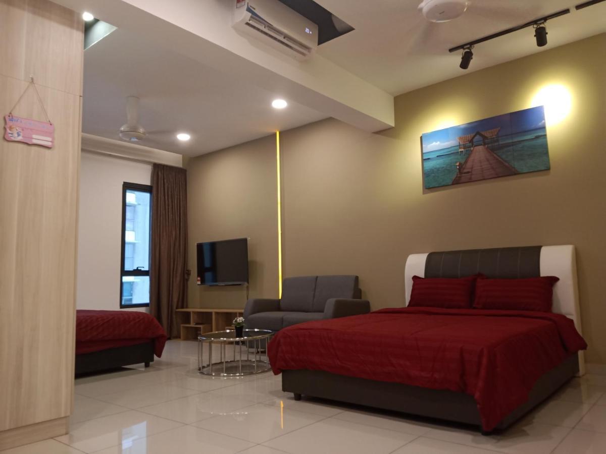 #4 Summer Studio - One South Seri Kembangan Bagian luar foto